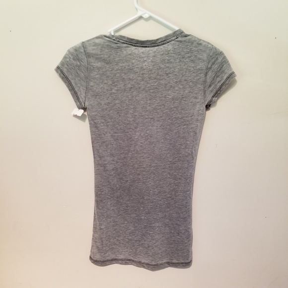 NY Giants Grey Graphic Burn Out Tshirt. - Picture 2 of 3